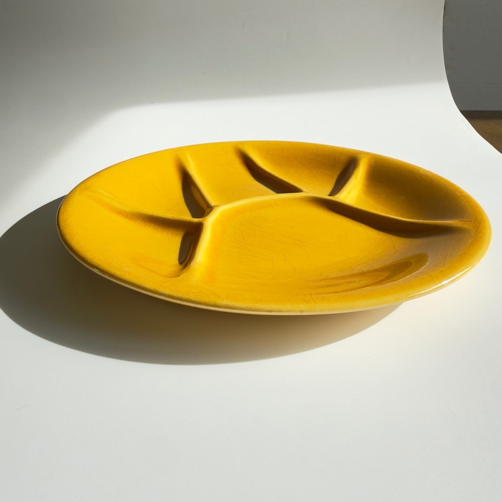 Boch Freres Keratux Divided Plate Ceramic Yellow 9.5in Vintage Belgium MCM - Picture 2 of 9
